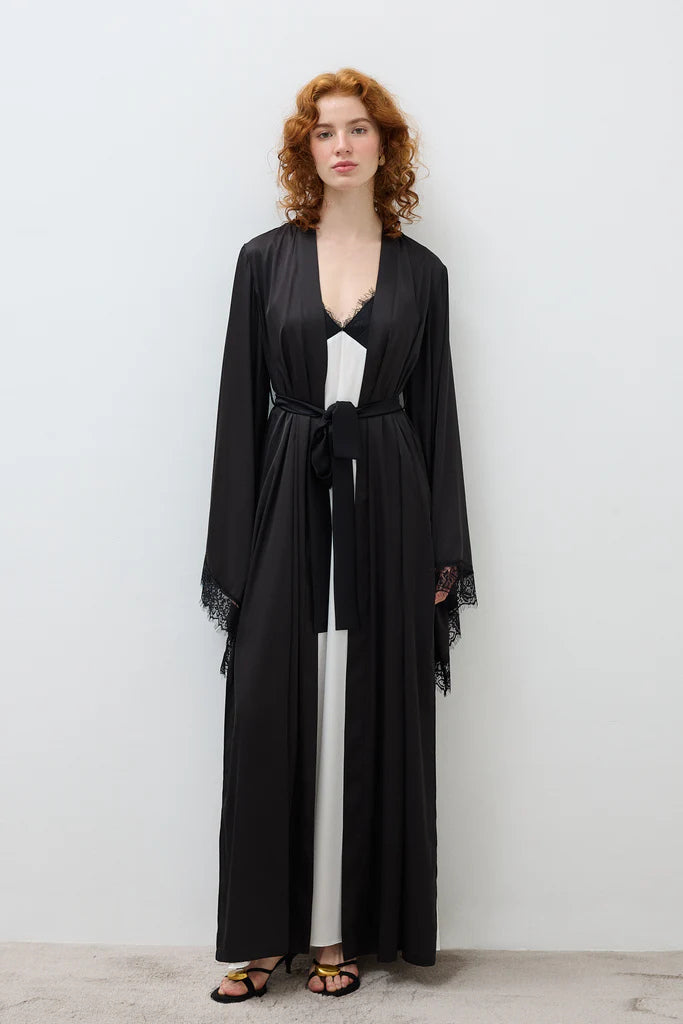 İpeksi Saten Kolları Dantelli Uzun Sabahlik