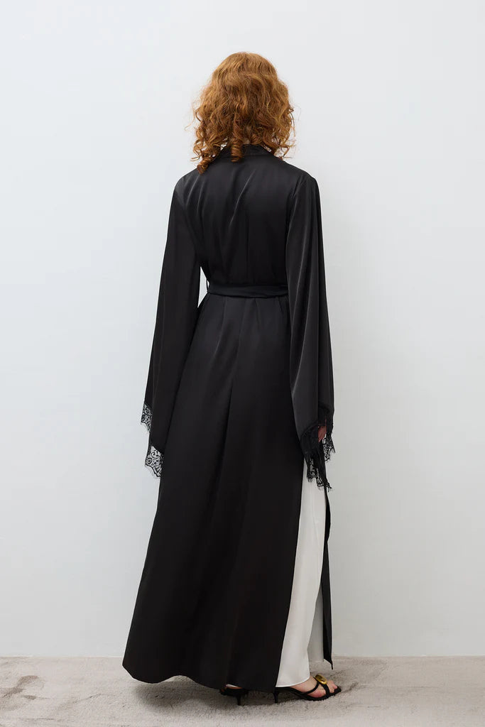 İpeksi Saten Kolları Dantelli Uzun Sabahlik